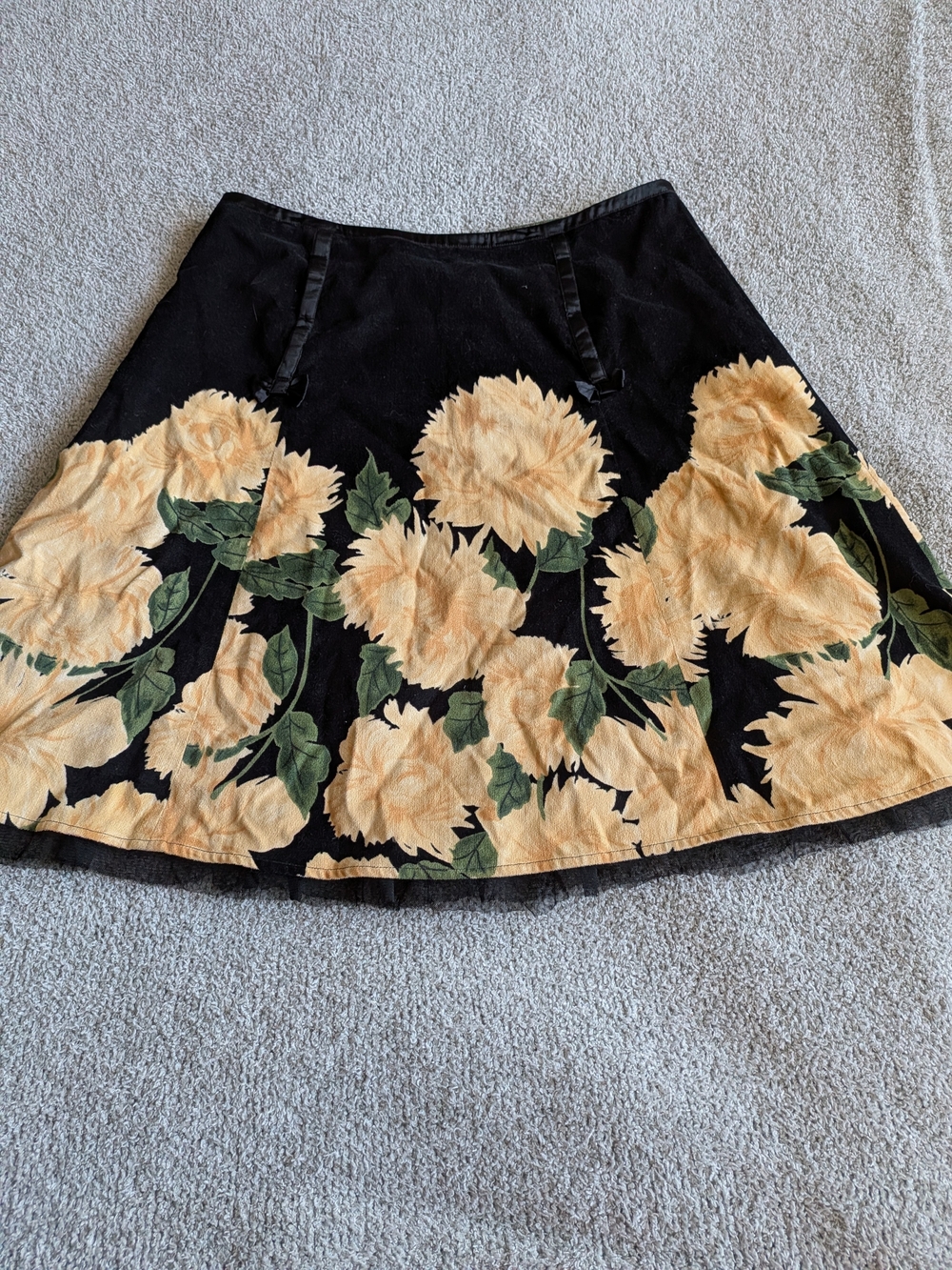 🌼B2G1🌼 Anthropologie Elevenses Black A-Line Skirt with Yellow Floral Print